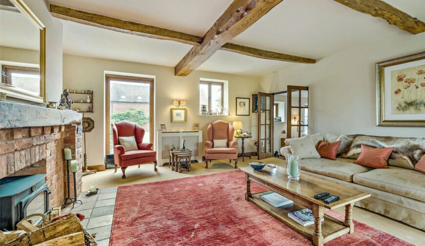 The Long Barn, Longden - 3