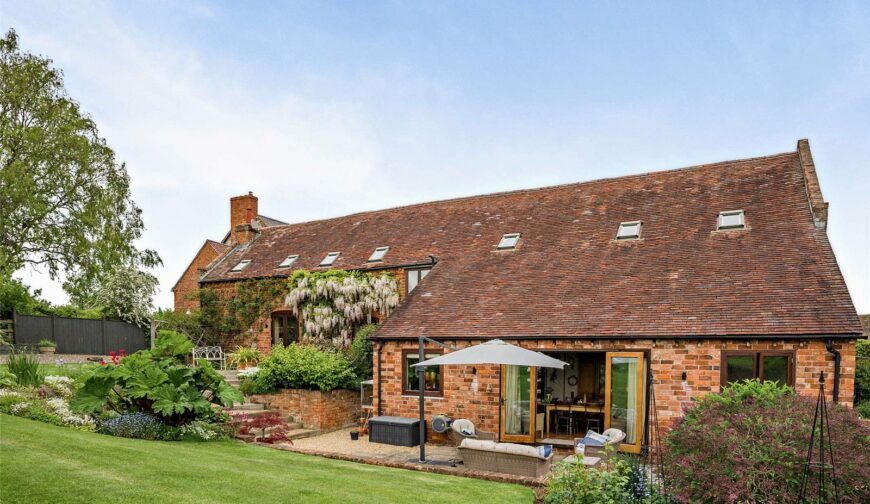 The Long Barn, Longden - 21