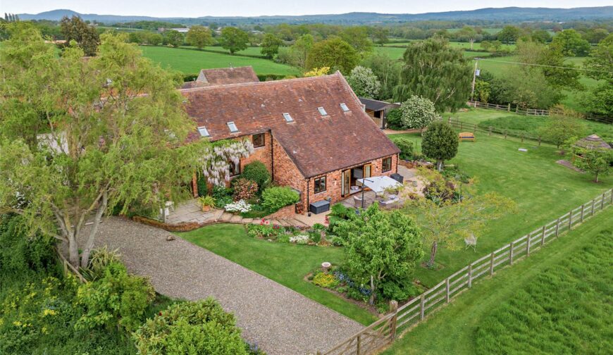 The Long Barn, Longden - 24