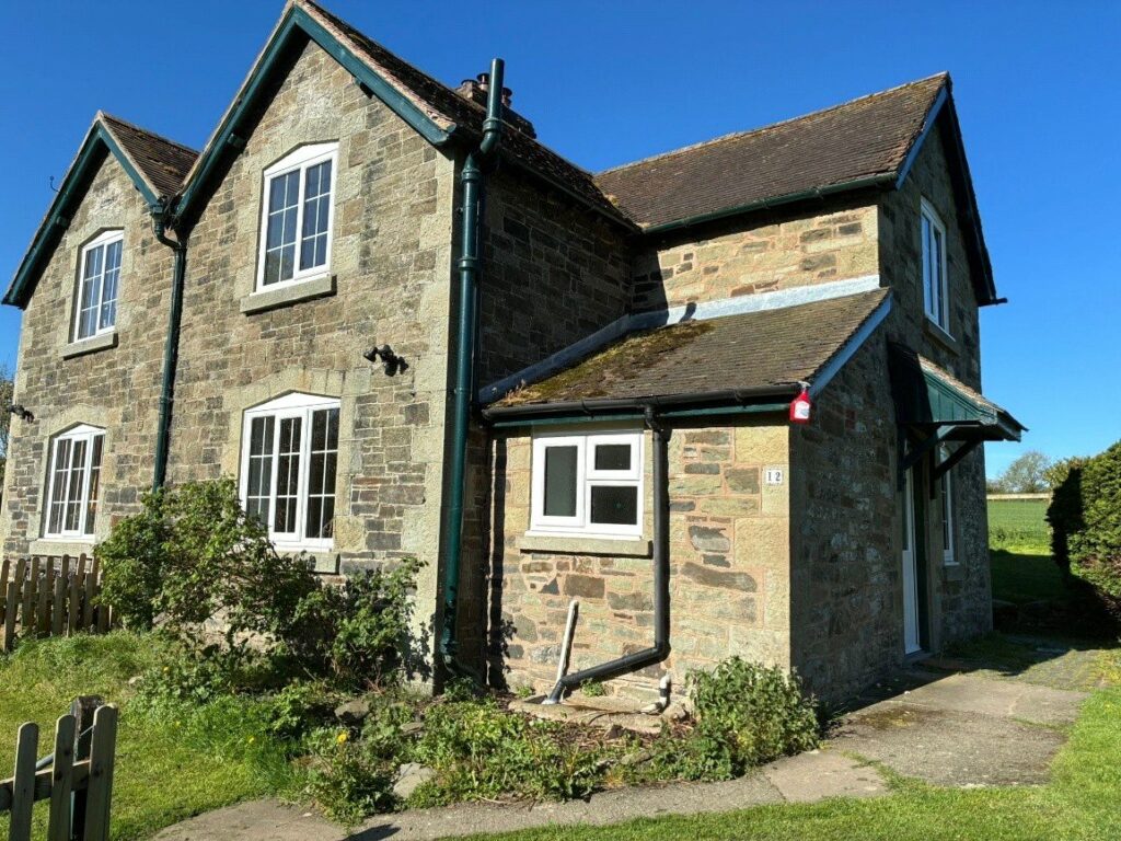 12 Rorrington - Picture No. 07