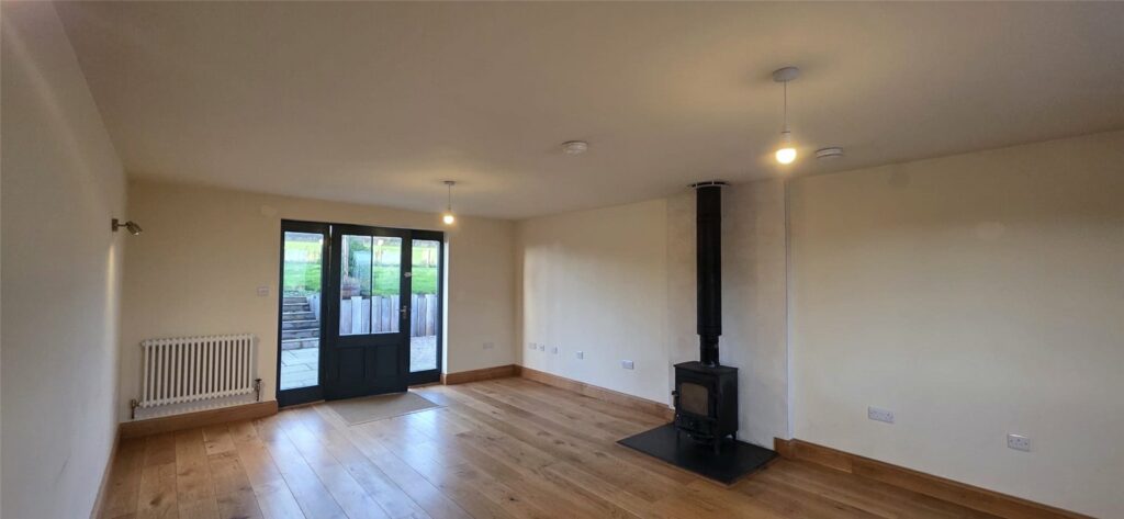 Onny Barn, Corfton - Picture No. 05