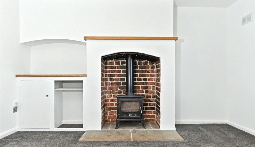 3 Council House, Croxton - Picture No. 16