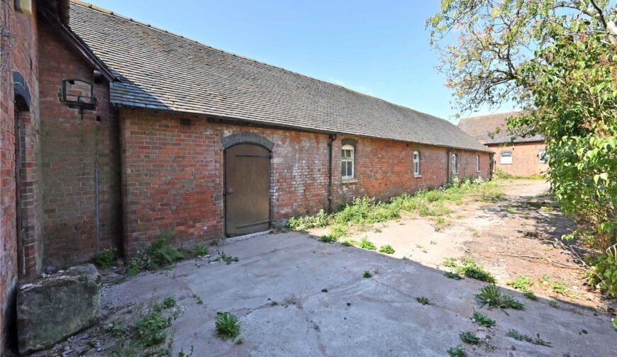 Barns 4, 5 and 6 Brockton Hall, Brockton - Picture No. 04