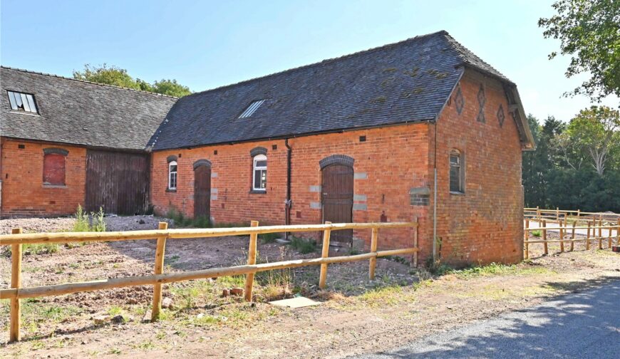 Barns 4, 5 and 6 Brockton Hall, Brockton - Picture No. 05