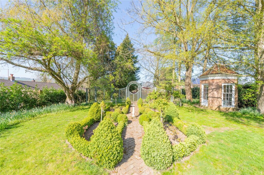 Rosecroft, Orleton - 28