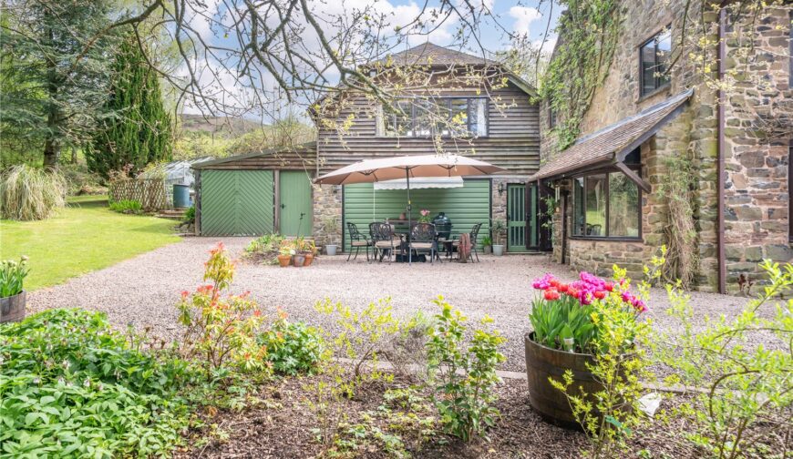 Manor Farm Cottage, Abdon - Picture No. 3