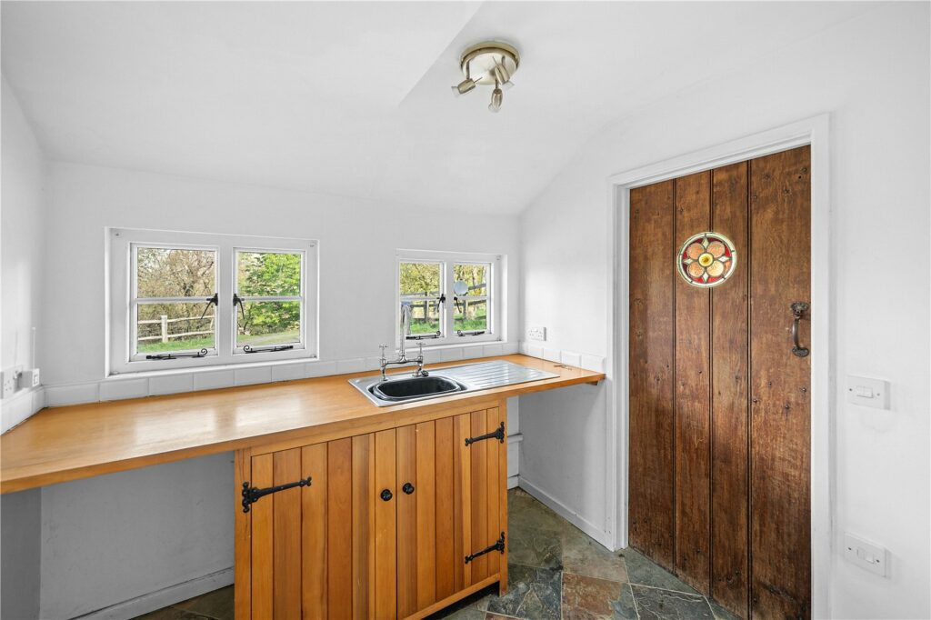 Rose Cottage, Cockshutford - Picture No. 4