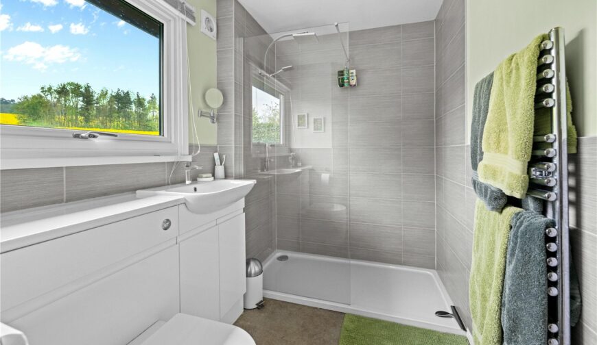 Cedarwood, Lydbury North - Picture No. 12