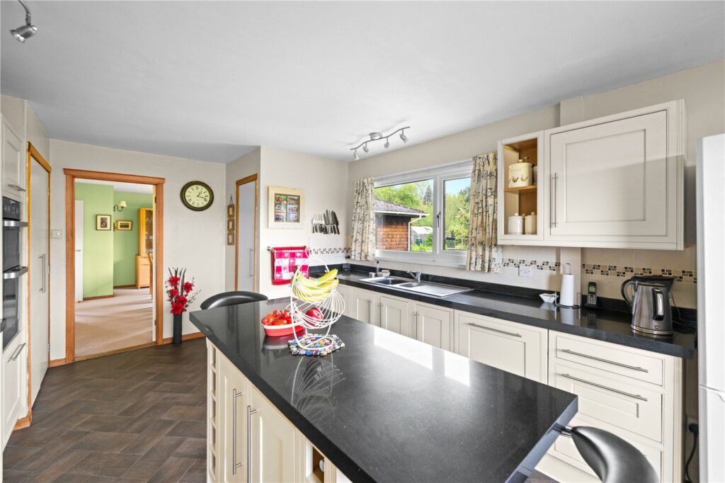 Cedarwood, Lydbury North - Picture No. 10