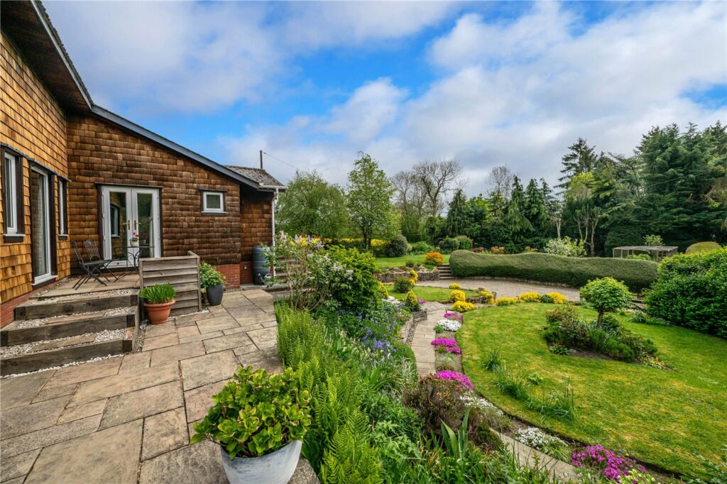 Cedarwood, Lydbury North - Picture No. 19
