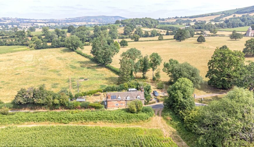 1 Bitterley Court Lodge, Bitterley - 3