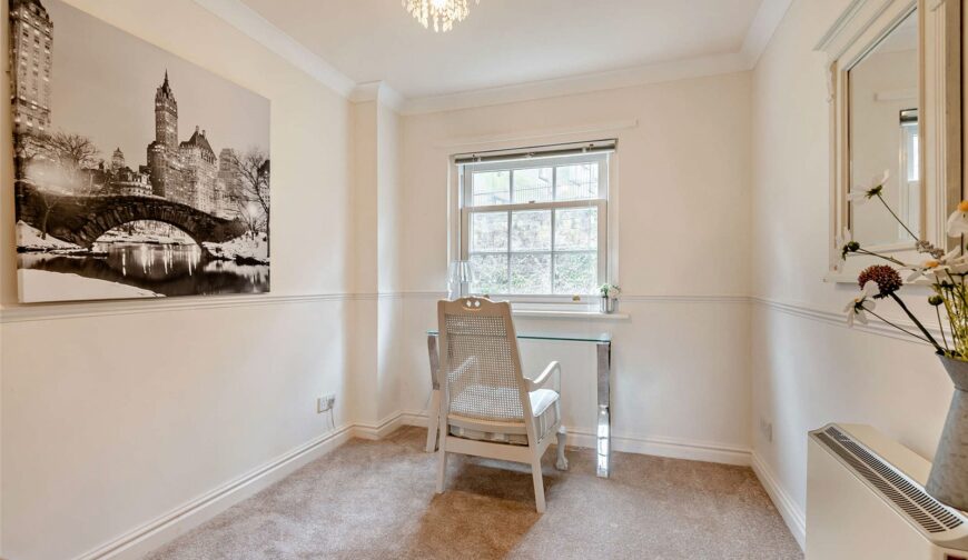 Flat 21, Upper Blackfriars Crescent, St. Marys Water Lane - 9
