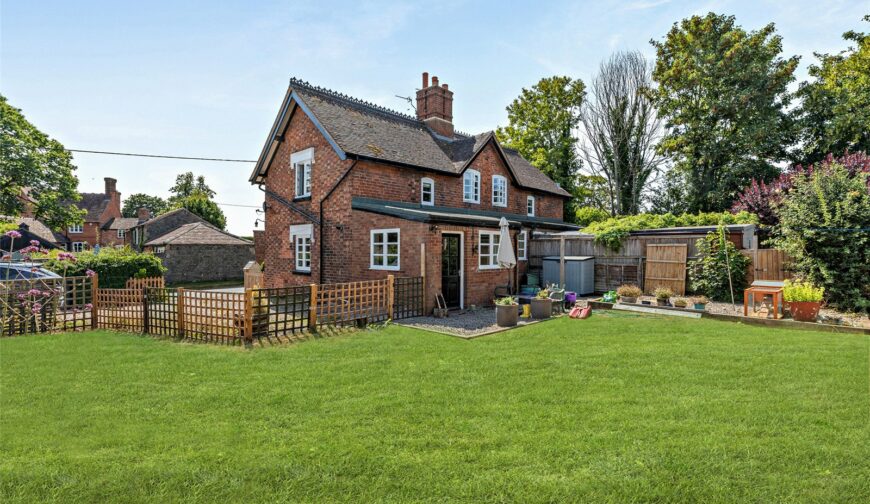 1 Upton Magna - Picture No. 05