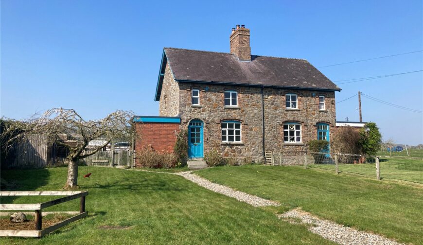 2 Upper Letton Cottage - Picture No. 03