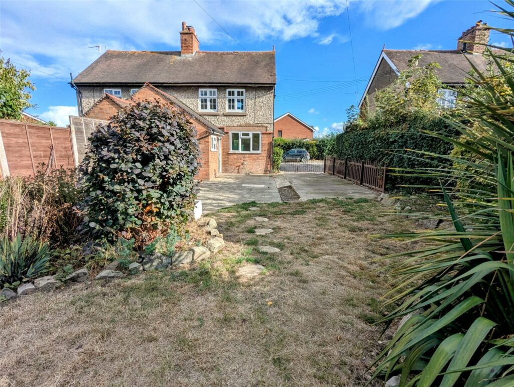 2 Hill View - Picture No. 26