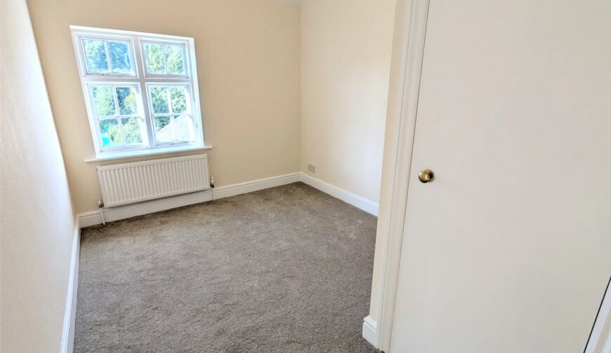2 Hill View - Picture No. 31