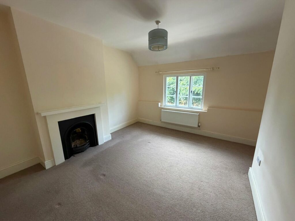 41 Weston Bank - Picture No. 23