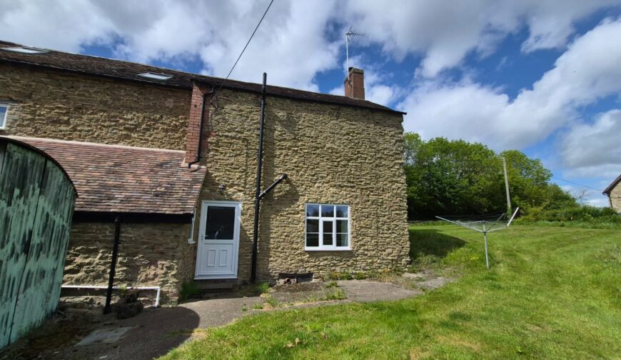 18 Hungerford - Picture No. 40