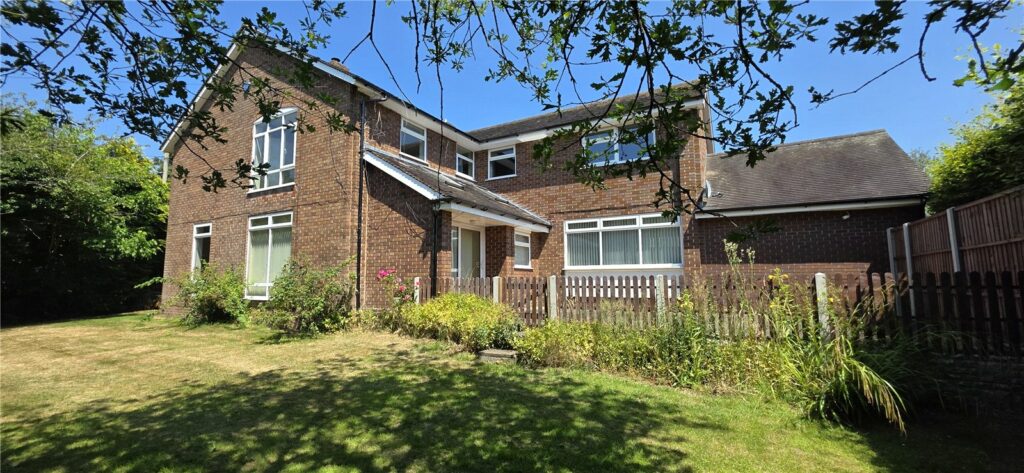 The Vicarage, Tong - Picture No. 01