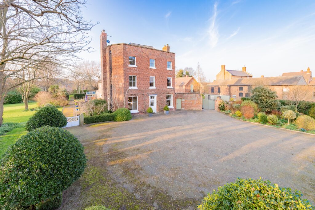 Period home of proportion and proximity