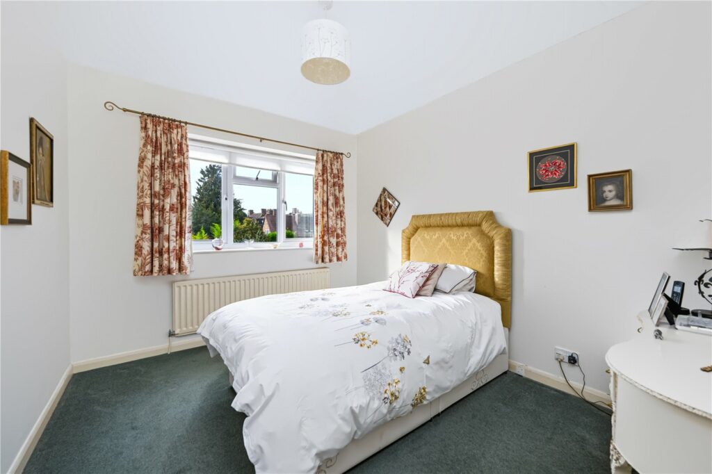 5 St. Marys Mews - Picture No. 32