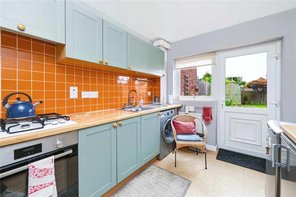 5 St. Marys Mews - Picture No. 36