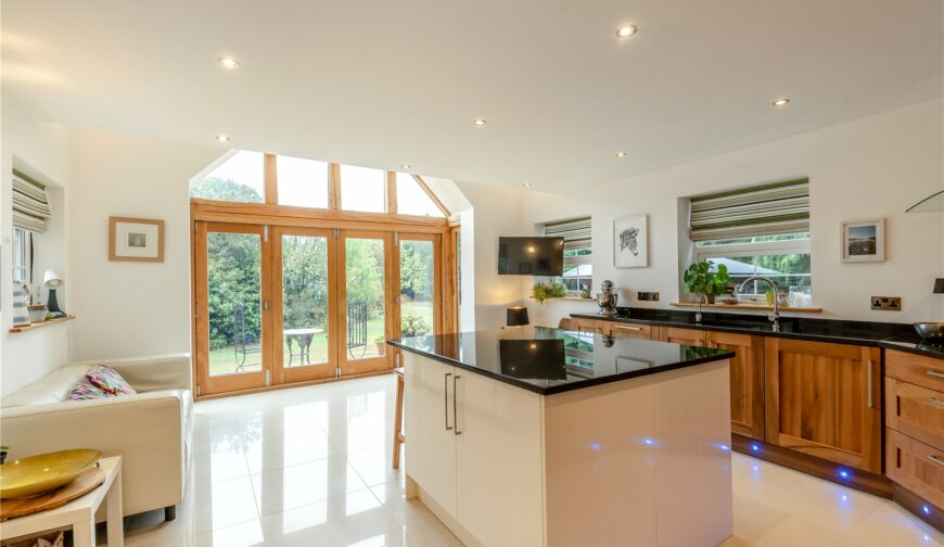 The Mount, Shrewsbury Road - Kitchen
