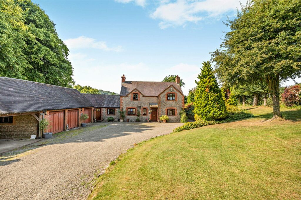 Game set and match – rural lifestyle home