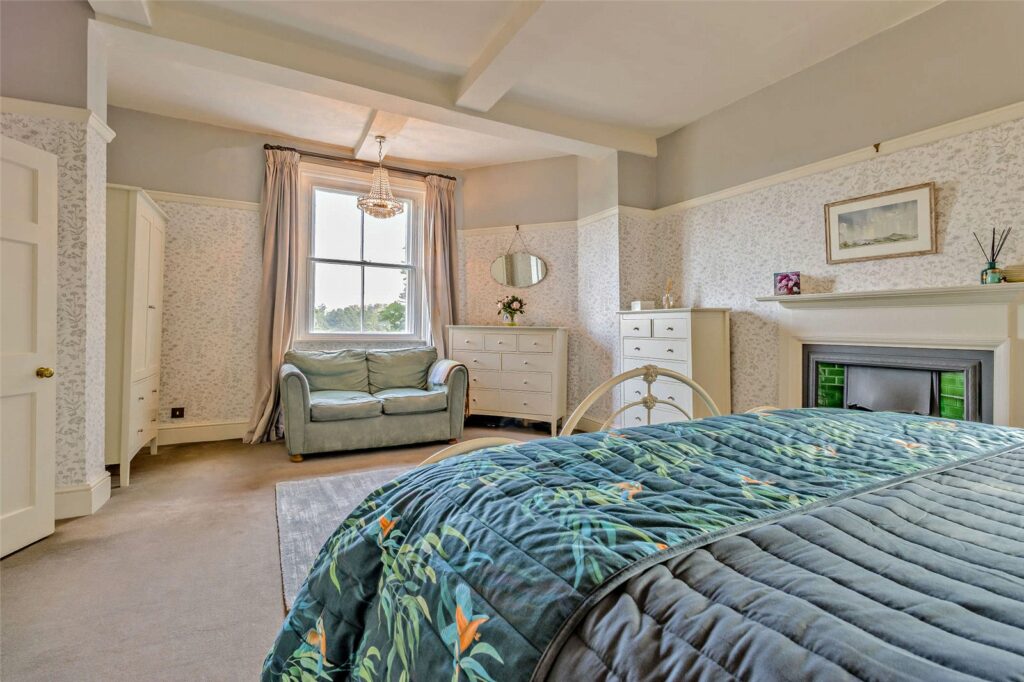 Dorrington House, Dorrington - Bedroom