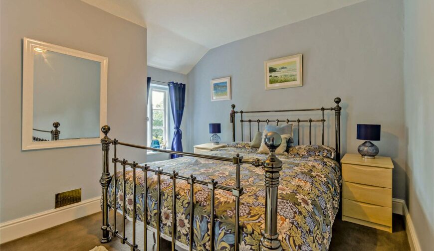 Dorrington House, Dorrington - Bedroom