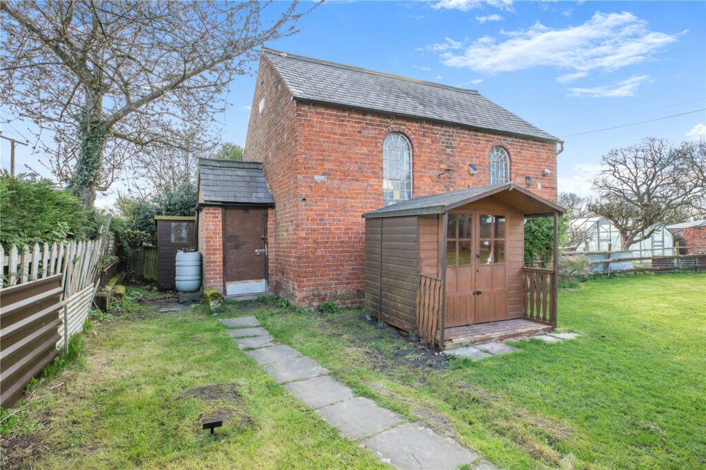 1 Ferndale Cottage, Bings Heath - 2
