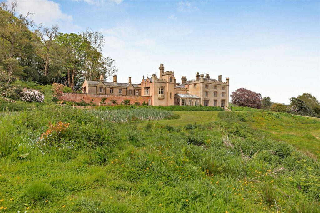 Llanerchydol Hall, Llanerchydol - Picture No. 04