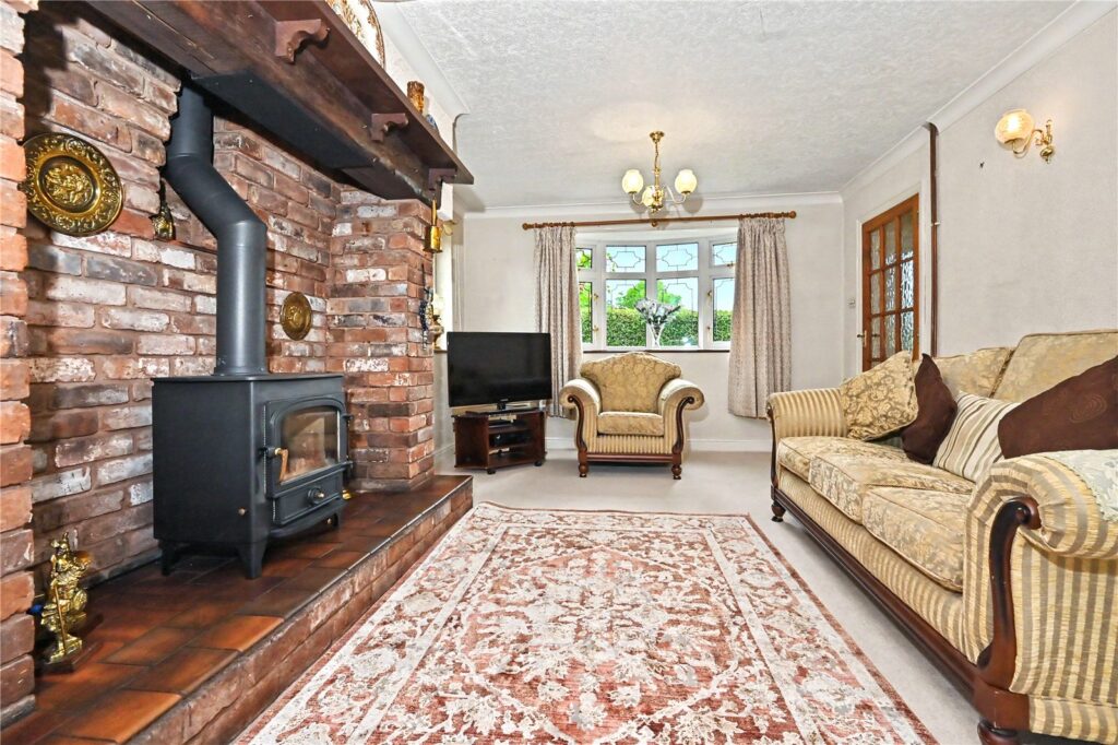 1 Shawmans Lane - 7
