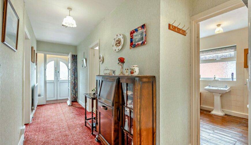 14 Swiss Farm Road - Hallway