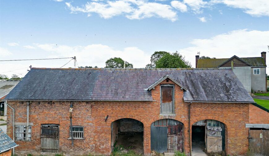 Lower Stocks Farmhouse & Buildings, Coptiviney - Yard