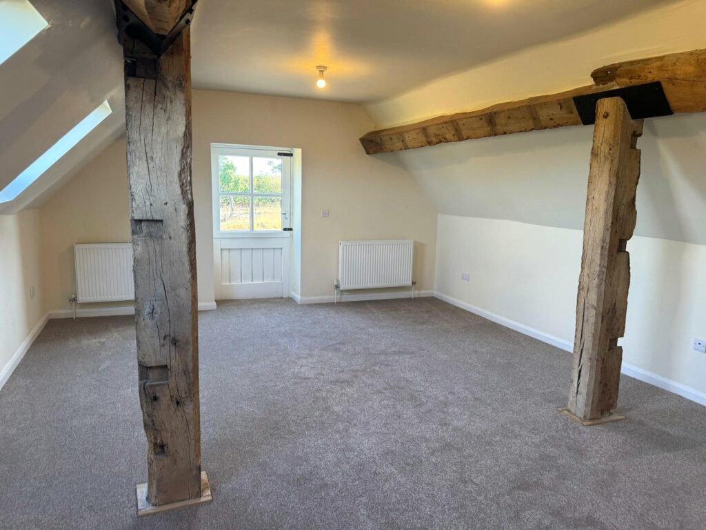 Reed House, Upper House Farm - Picture No. 39