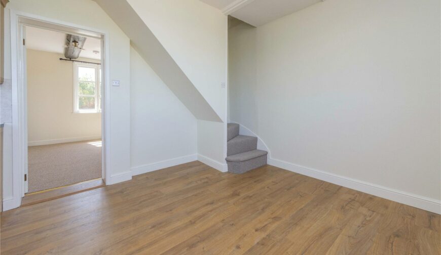 2 Parton Wood, Winnington - Picture No. 28