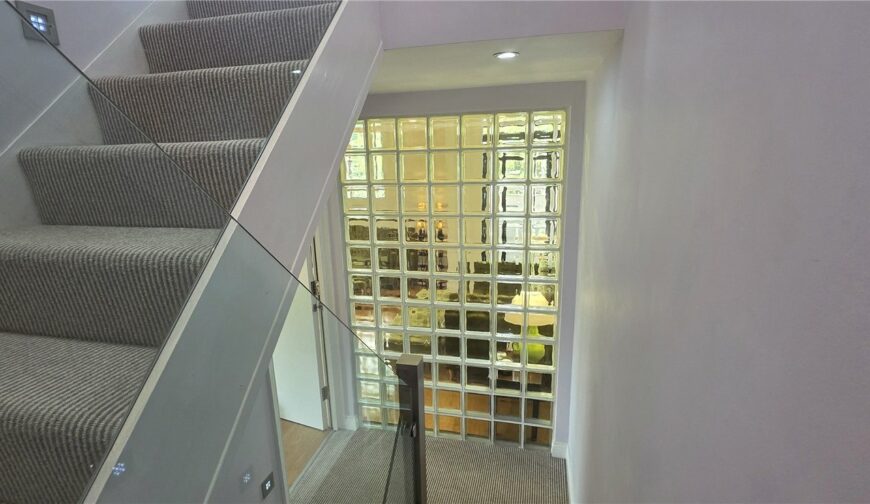 1 Zion Chapel, New Road - Picture No. 99