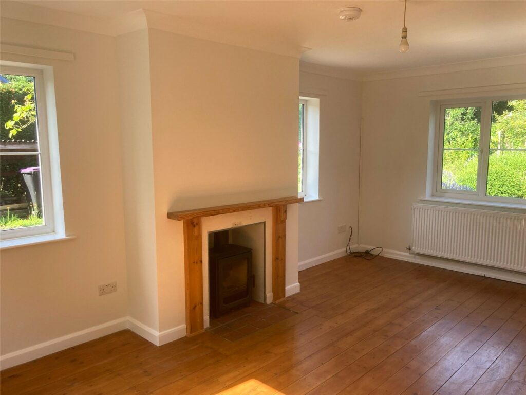 2 Church Cottage, Lydbury North - Picture No. 04