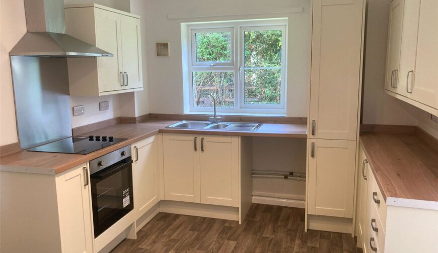 2 Church Cottage, Lydbury North - Picture No. 18
