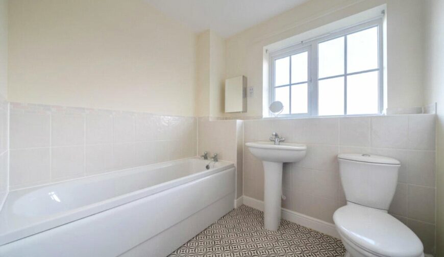 5 Eastfield - Picture No. 07