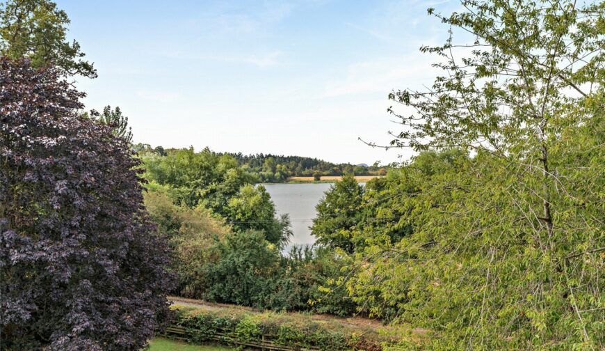 Spunhill House, Whitemere - Views