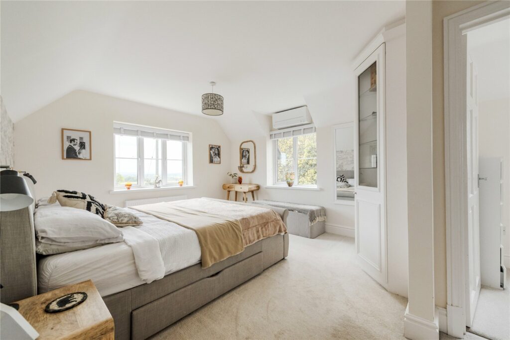 Hinstock Hall Lodge, Hatton Road - Principal Suite
