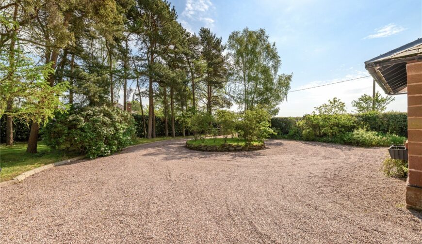 Hinstock Hall Lodge, Hatton Road - Driveway
