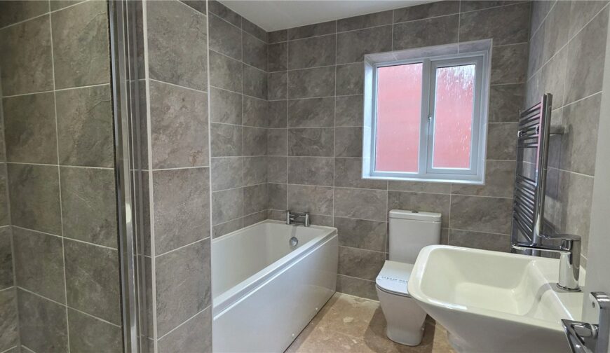 3 Florin Gardens - Picture No. 13