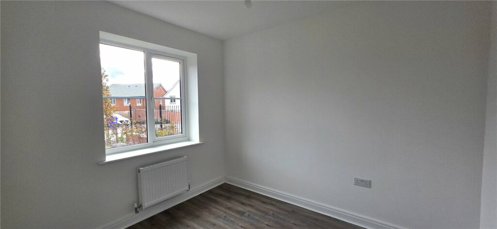 3 Florin Gardens - Picture No. 20
