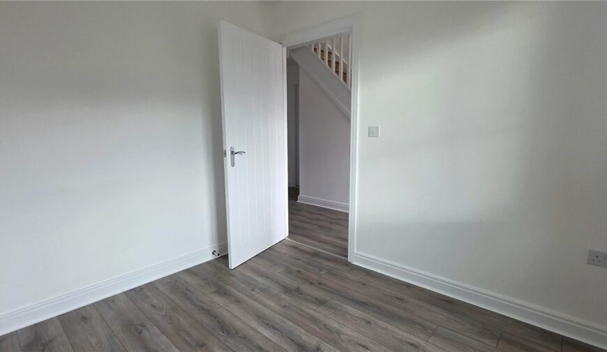 3 Florin Gardens - Picture No. 21